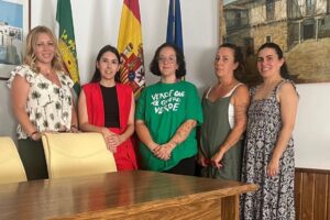 UGT gana las elecciones sindicales en el Ayuntamiento de Cuacos de Yuste y consigue tres delegadas para defender a la plantilla municipal