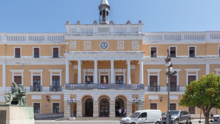 Lee más sobre el artículo UGT exige al Ayuntamiento de Badajoz que la defensa de “Los Palomos” se traduzca en un Plan de Igualdad y en un Plan LGTBI para su plantilla