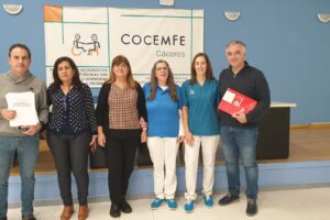 UGT Servicios Públicos y Cocemfe Cáceres firman el primer Plan de Igualdad