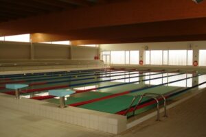 300 personas y 13 trabajadores afectados por el cierre de la piscina climatizada de San Roque (Badajoz)