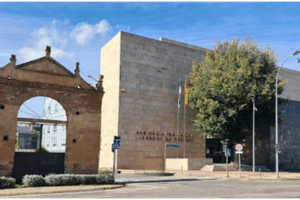 UGT-SP Extremadura obtiene una sentencia que reconoce el derecho de una trabajadora de correos a ausentarse tres días para cuidar a su madre enferma.