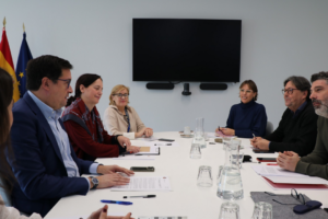 UGT y CCOO logran que el Gobierno se comprometa a implantar una tasa adicional que garantice la jubilación parcial del personal laboral del sector público